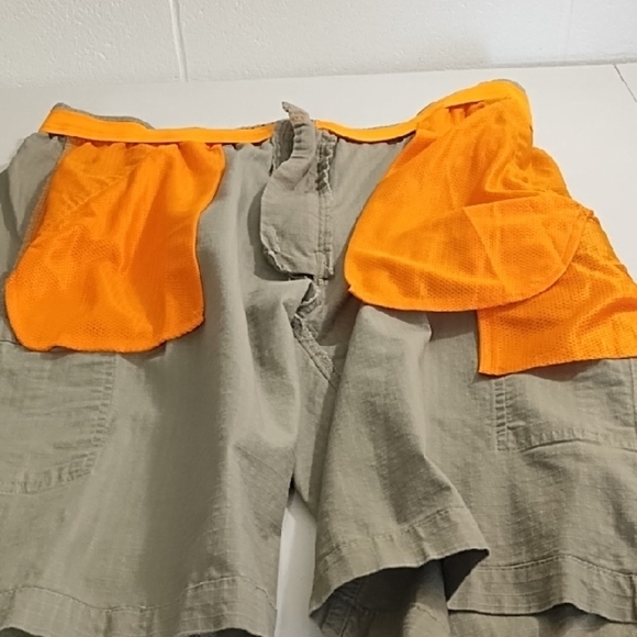 Khaki Green Outdoor Lifestyle Cargo Shorts Lightweight Stretch - Picture 6 of 12